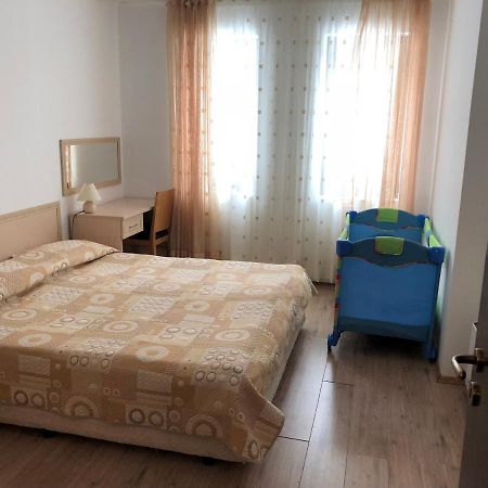 Apartamento Апартамент В Хотел Стената, Пампорово Smolyan Exterior foto